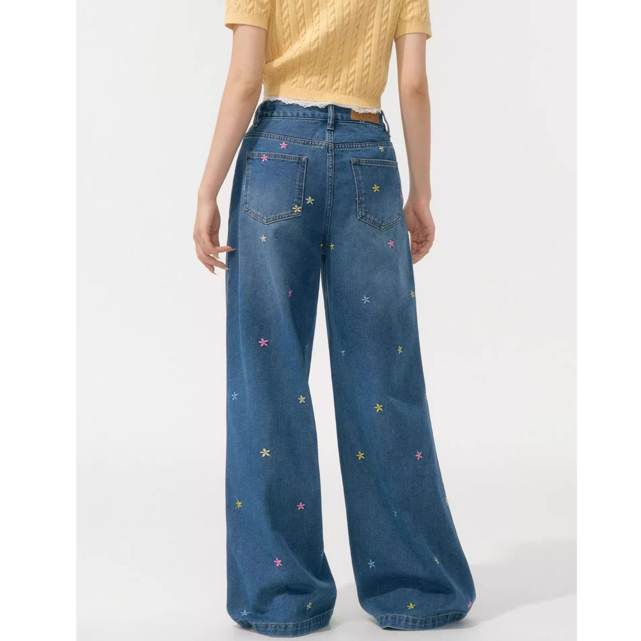 Blume Women’s Embroidered Flower Jeans – Colorful Floral Wide-Leg Trousers, Loose Fit with Elegant Drape